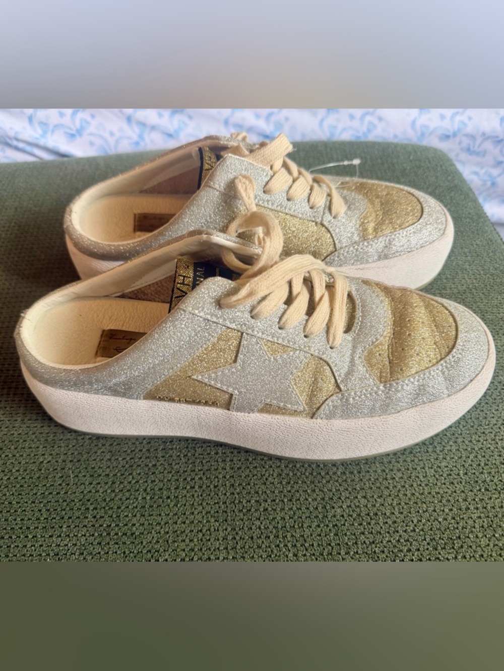 Vintage Havana Gold and Silver Val Glitter Platform Sneakers- Size 9